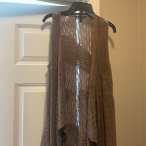 Eileen Fisher Taupe / brown shawl / light weight
